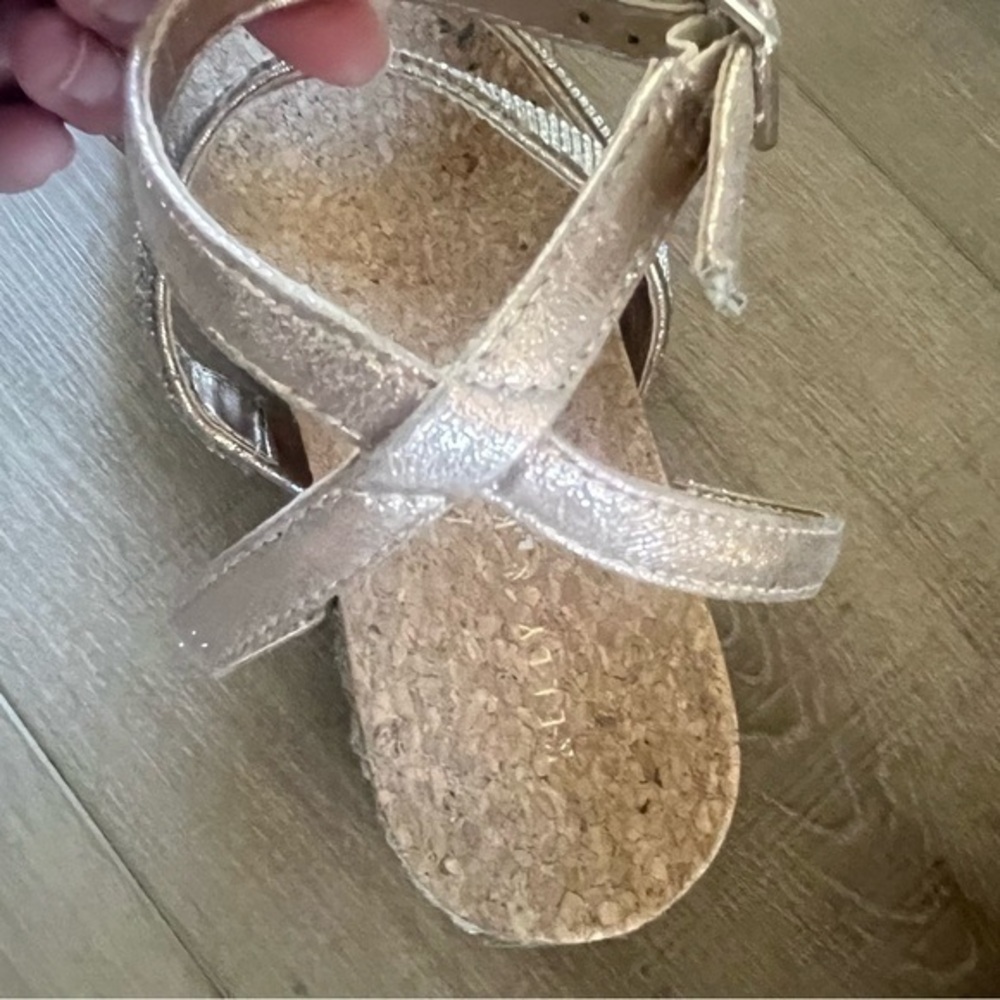 Kelly & Katie Silver Rhinestone Rose Gold Glam Shimmer Summer Sandals 8M - Picture 10 of 12
